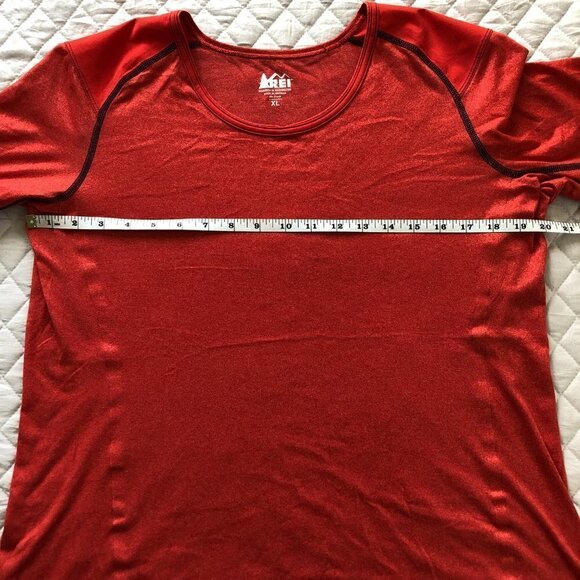 REI Lightweight shirt - Picture 5 of 6